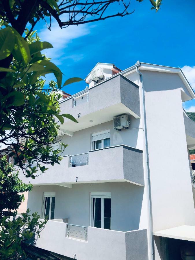 Appartamento P&M Ilic Herceg Novi Esterno foto